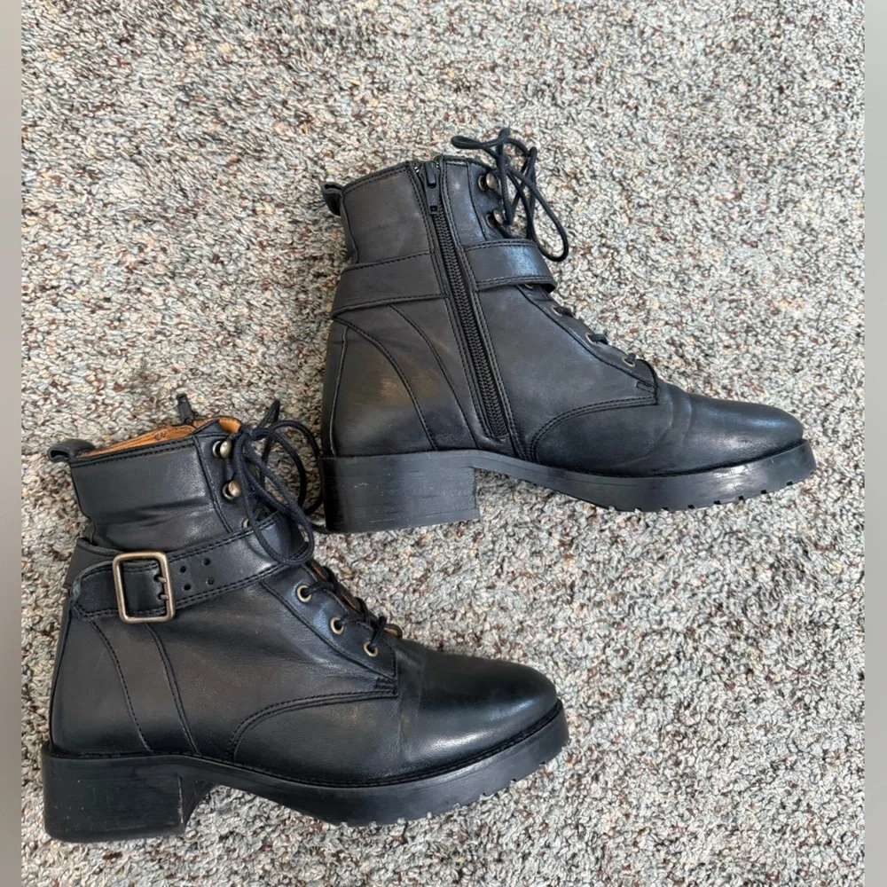 Sezane Black Leather Lace-Up Ankle Boots with Buckle